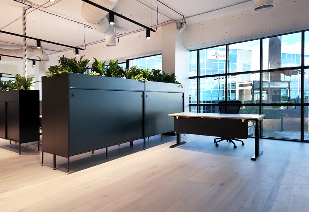 Tambour units with planters