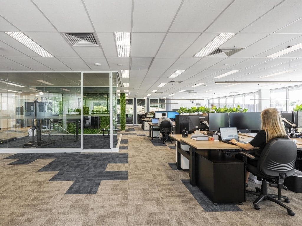 topaz-furniture-height-adjustable-desks