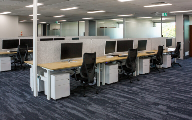 ventura bus open plan furniture 3 1